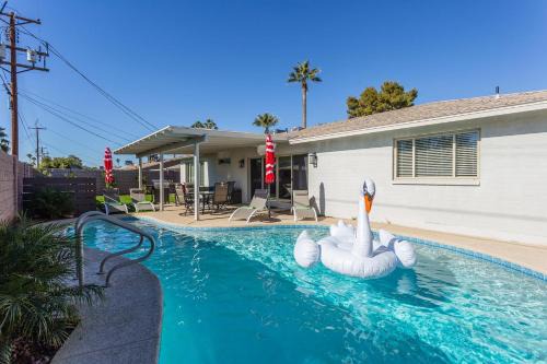 Cavalier Vista House | Pet-Friendly Scottsdale Retreat with Pool & Family Amenities