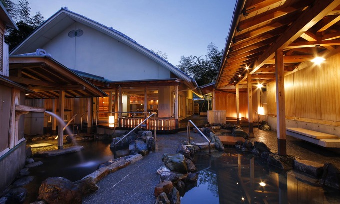 Toba House | Relaxing Retreat at Sun Urashima Yuki no Sato with Spa & Hot Tub