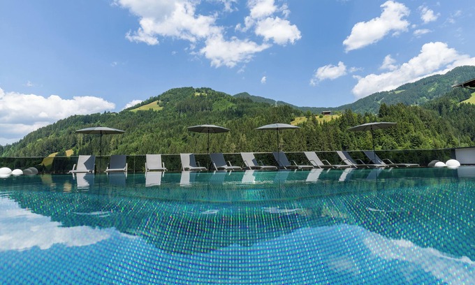 Auffach Hotel | Top-Rated Sun Valley B&B with Spa and Family Amenities