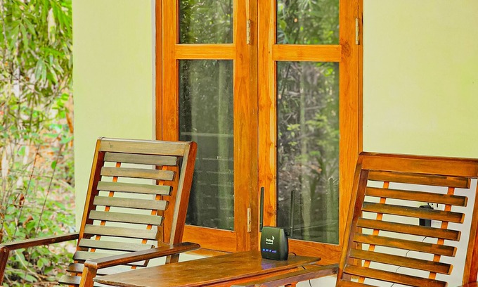 Udawalawa House | Inviting Stay at Sunbird's Home with Family-Friendly Amenities