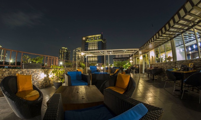 Grogol Utara Hotel | Budget-Friendly Sunbreeze Hotel Senayan with Family Amenities