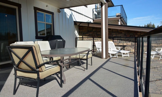 Yorkson Condo | Sunburst Haven