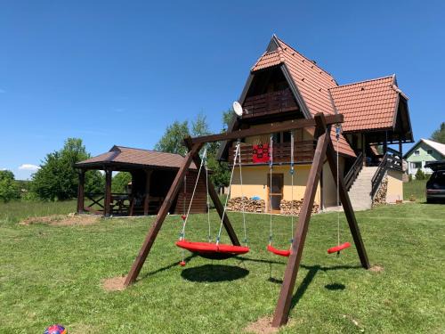 Kremna Apartment | Family-Friendly Retreat at Suncana dolina Tara - Rated 10/10