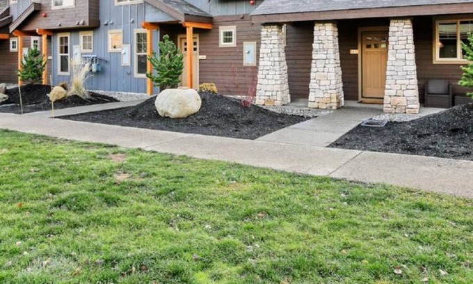 Cle Elum House | Family-Friendly Suncdaia Townhome with Pool and Spa