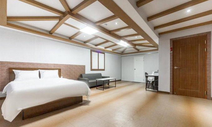 Suncheon Hotel | Eco-Friendly Retreat at Suncheon Hotel Romeo - Rated 10/10