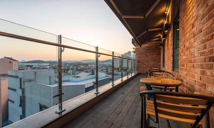 Suncheon Hotel | Eco-Friendly Retreat at Suncheon Hotel THE H - 10/10 Rated