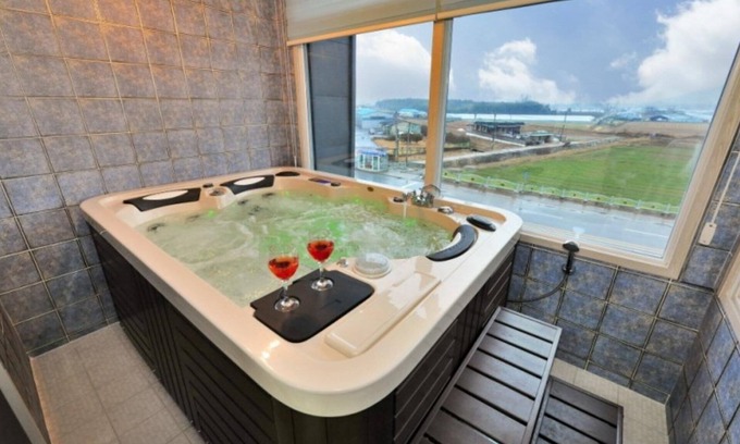 Tarimok House | Relaxing Retreat at Suncheon Bay Spa Vill Pension with Pool