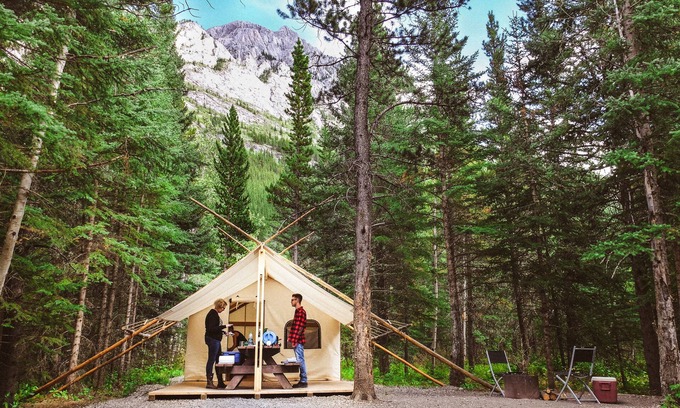 Kananaskis RV Rental | Pet-Friendly Sundance By Basecamp: Family and Breakfast Perks