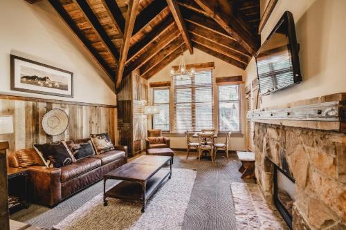 Sundance Resort | Experience Sundance Mountain Resort: 5-Star Retreat with Spa