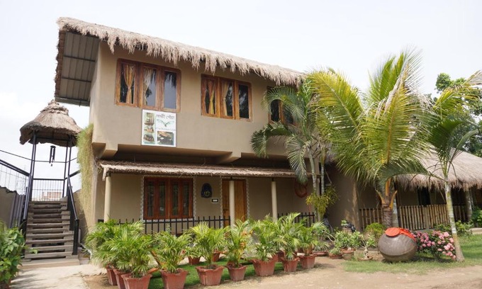 North 24 Parganas House | Discover Comfort at Sundargram Homestay with Breakfast