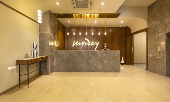 Sayajiganj Hotel | Discover Sunday Hotel Vadodara: Family-Friendly Comfort