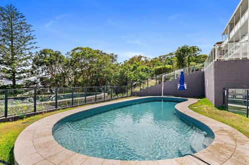 Shoal Bay Apartment | Family-Friendly Sundeck Unit 1 on Ronald Avenue