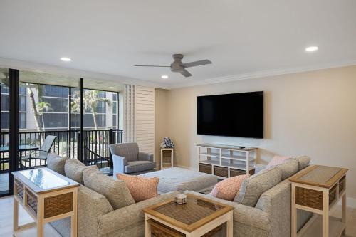 Sanibel House | Sundial N203 - Stunning Residence with Den and Private Cabana at Sundial Sanibel