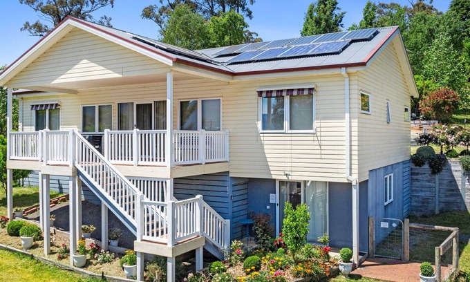 Marysville House | Discover SUNDS VIEW: Breathtaking Mountain Scenery