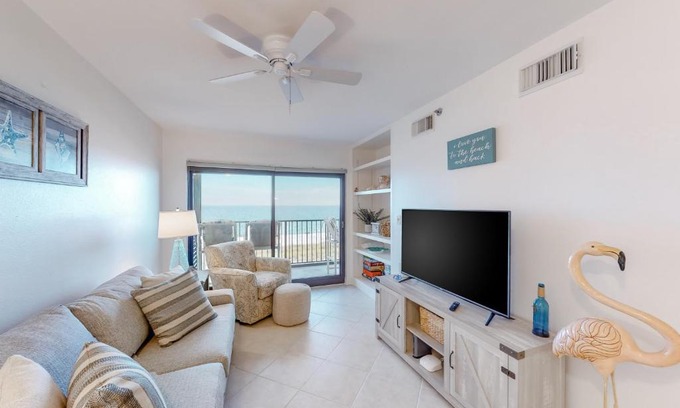 Navarre Beach Hotel | Oceanfront Sundunes 123: Rated Perfect with Pool Access
