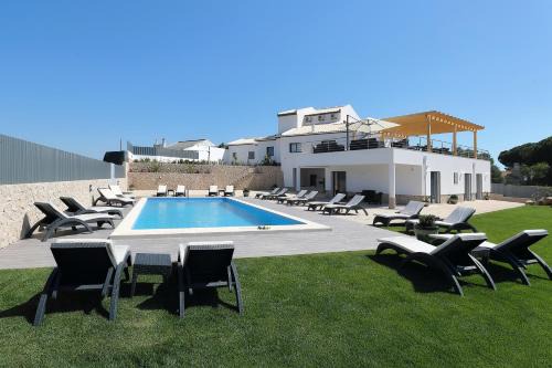Vale Navio House | Elegant Sunfield Guest House - Adults Only with Ocean View