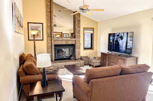 Monument House | Kid-Friendly Retreat at Sunflower Sanctuary Awaits You