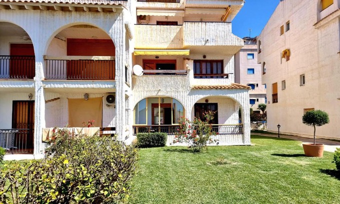 Santa Pola Apartment | Premier Family Getaway at Sunflower Varadero - Oceanfront Bliss
