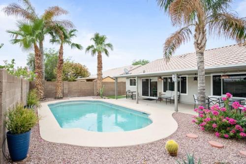 Deer Valley House | Relaxing 4-Star Oasis with Private Pool & Outdoor Lounge