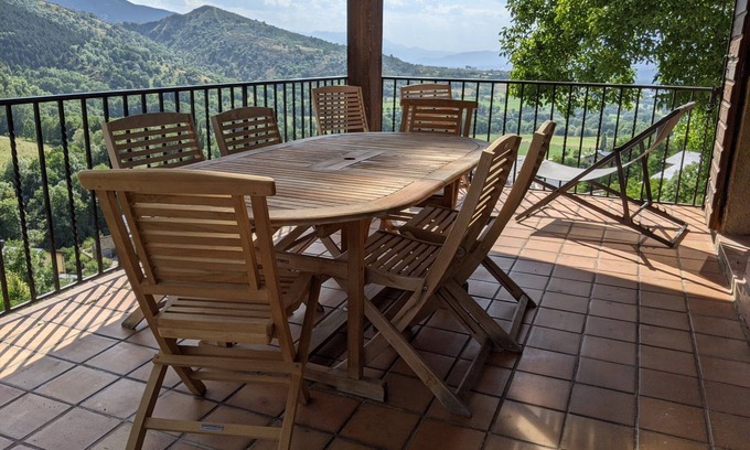 Llo Ski Chalet | Serene Retreat with Pool, Ocean View & Panoramic Mountains
