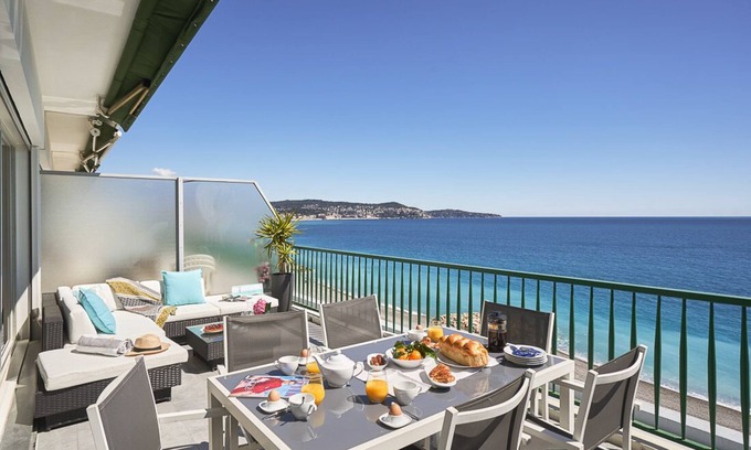 Fabron Apartment | Sea View Penthouse for 4 - Guest Rated 9.8/10