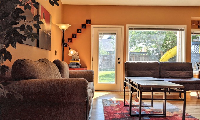 Boise House | Bright & Inviting 3 BR Home with Top Guest Rating of 9.8