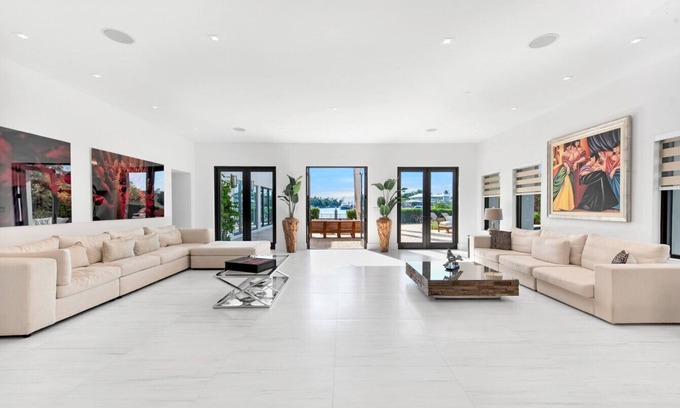 Seybold Villa | Enchanting Waterfront Estate with Dock & Movie Theater
