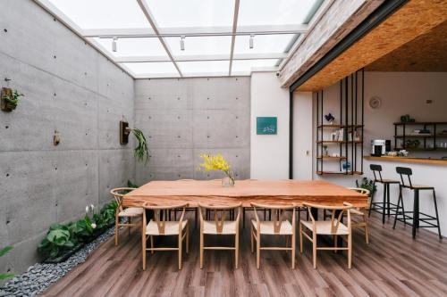 Hengchun Old Town Bed & Breakfast | Discover Sunmiao Inn: Oceanfront Escape with Top-Rated Comfort