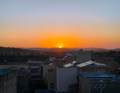Nadur House | Relax at Bed and Breakfast "Selena" with Pool & Ocean View