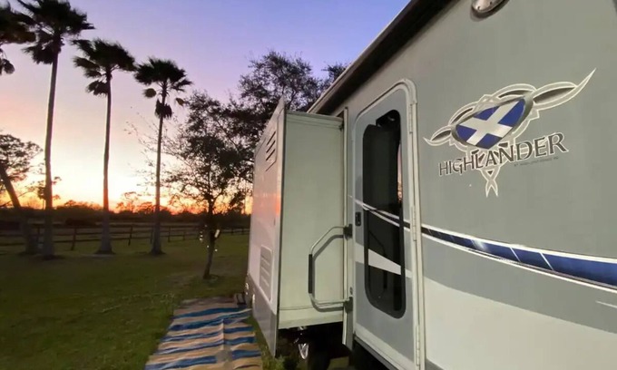 Okeechobee House | Discover Sunniland Ranch: Your Fly-In Family Destination