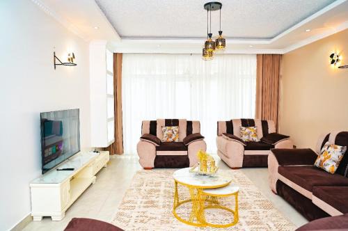 Thompson Estate Apartment | Sunninghills Apartments