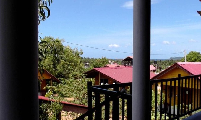 Trincomalee Cabin | Budget-Friendly Sunntop Cabana with Family Amenities