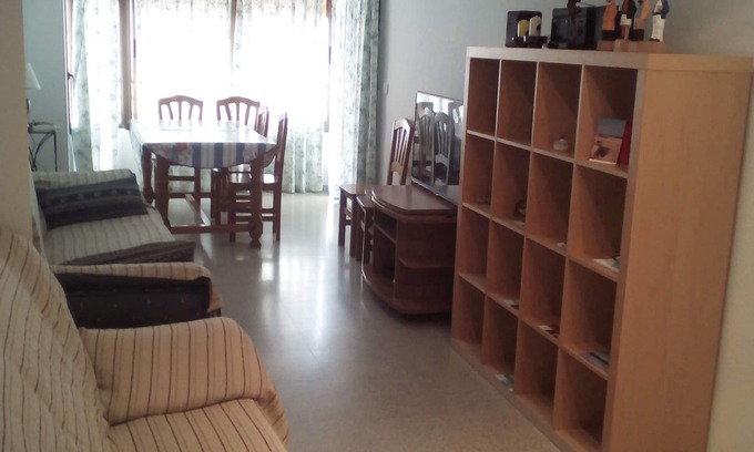 Santa Pola Apartment | Cozy Apartment with Sea View and Convenient Amenities