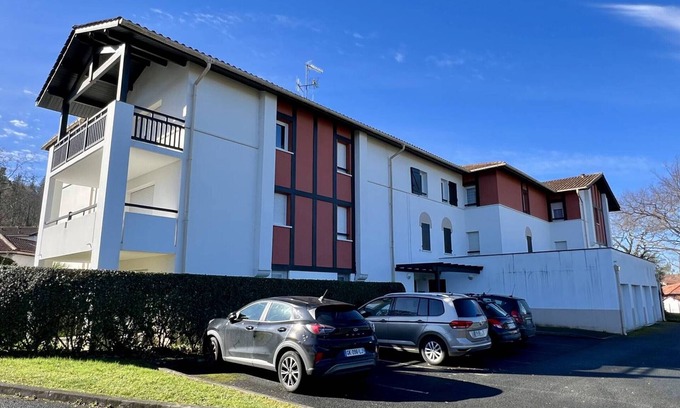 Cambo-les-Bains Apartment | Relaxing Retreat at Apartment Cambo-les-Bains for Two