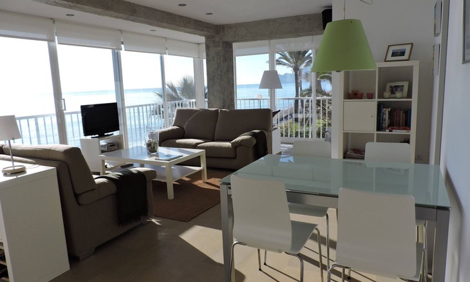 Altea Apartment | Beachfront Apartment with Ocean Views & Private Access