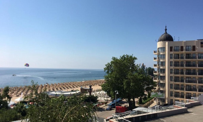 Golden Sands Apartment | Cozy Lavanda Apartment at Golden Sands with Ocean Views