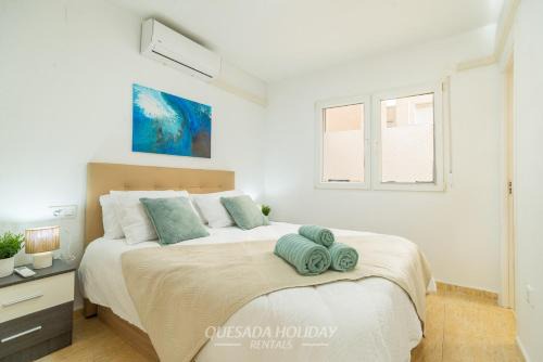 Torrevieja Apartment | Sunny Beachside Apartment Sleeps 4 Ground Floor