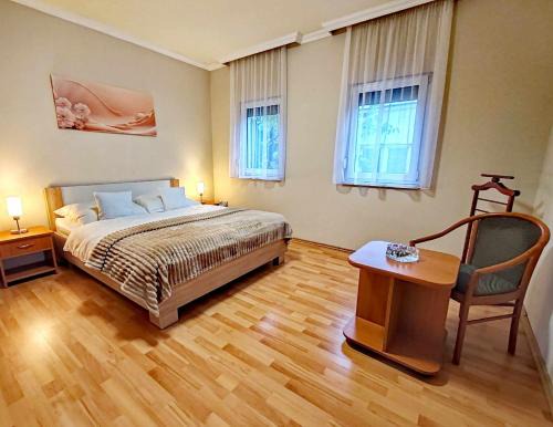 Dunaujvaros Villa | Discover Sunny City House Dunaújváros - Family & Pet Friendly