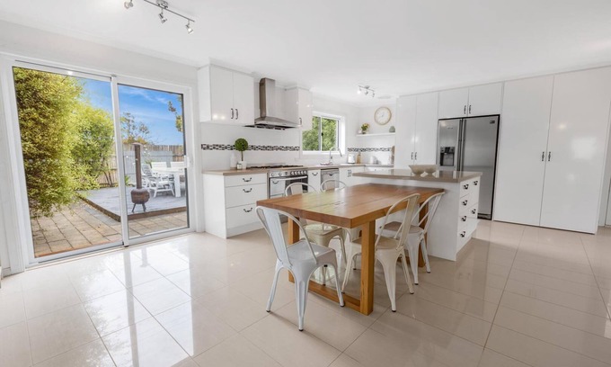 Paynesville House | Relax and Enjoy Gippsland Lakes with Top Amenities