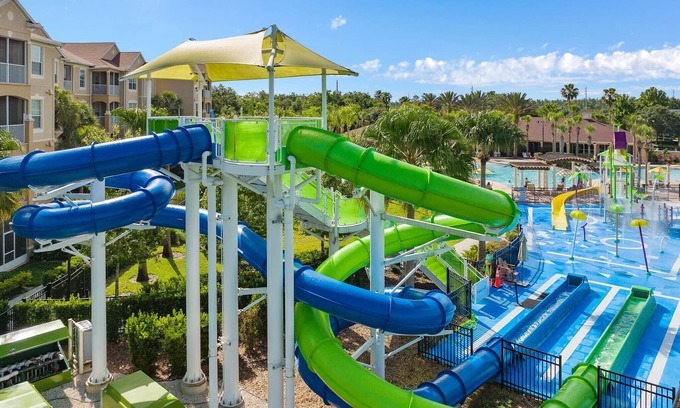 Windsor Hills Condo | Windsor Hills: Your Home Away from Disney with Spa & Pool