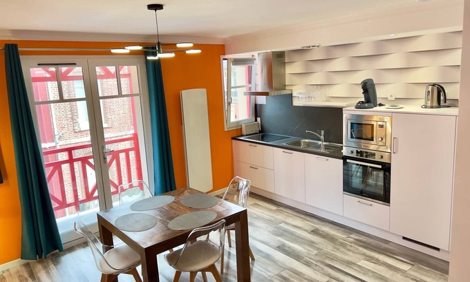 Mers-les-Bains Apartment | Unforgettable Stays at Sunny Dreams with Oceanfront Views
