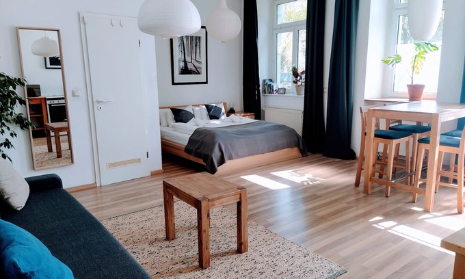 Prenzlauer Berg Apartment | Perfect Sunny Garden Apartment in Prenzlauer Berg