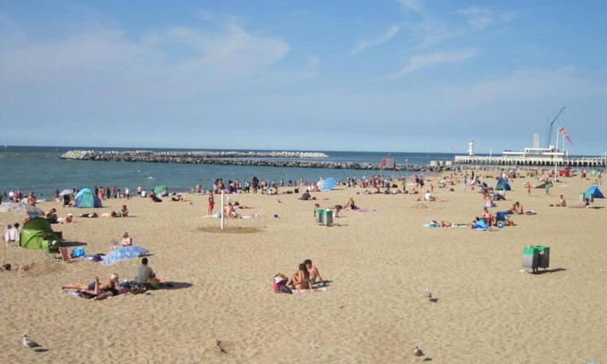 Ostend City Centre Apartment | Inviting Apartment with Breakfast in Ostend for Families
