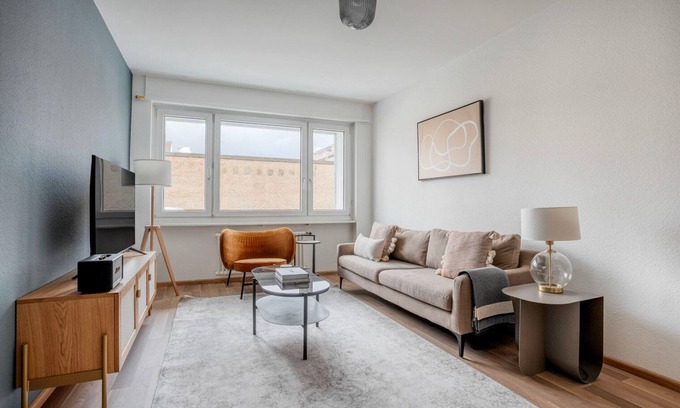 Gundeldingen Apartment | Convenient 2BR Gundeldingen Home near Train Station