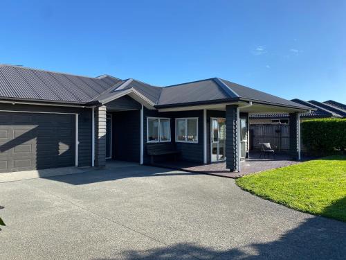 Papakura House | Sunny House
