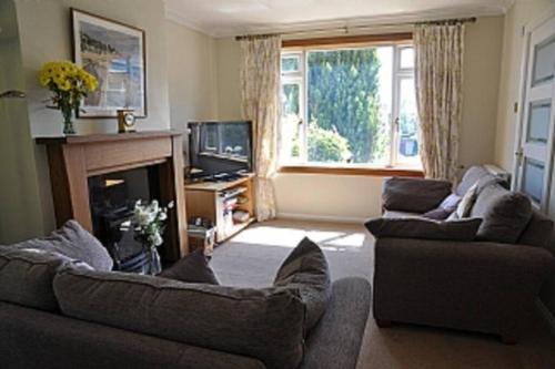 Craigleith House | Idyllic House with Edinburgh Skyline Views and Family-Friendly Amenities