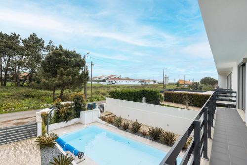 Magoito Apartment | Relax in Sunny Paradise with Pool by LovelyStay