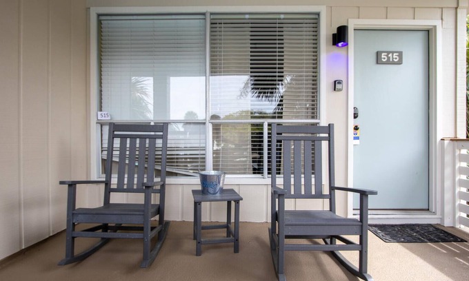 Saint Helena Island Resort | Sunny Poolside Suite Just Steps from Beach Club, Sandbar, & Tennis