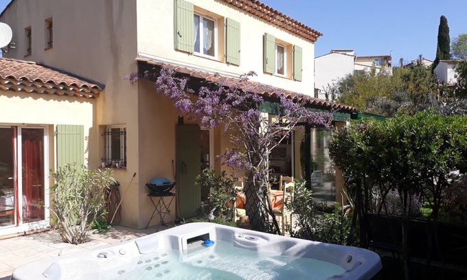 Saint-Jacques House | Tranquil Villa with Spa, Pool & Scenic Views Await You