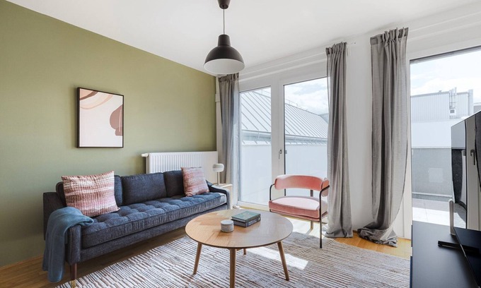 Funfhaus Apartment | Sunny Rudolfsheim-Fünfhaus 2BR w/Terrace & Elev, by Blueground